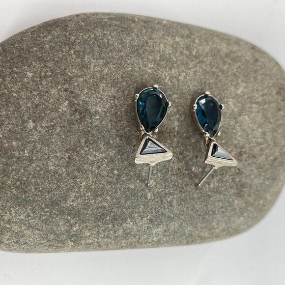 Monet Blue Topaz Hematite Dangle Drop Statement Earrings - Picture 5 of 12